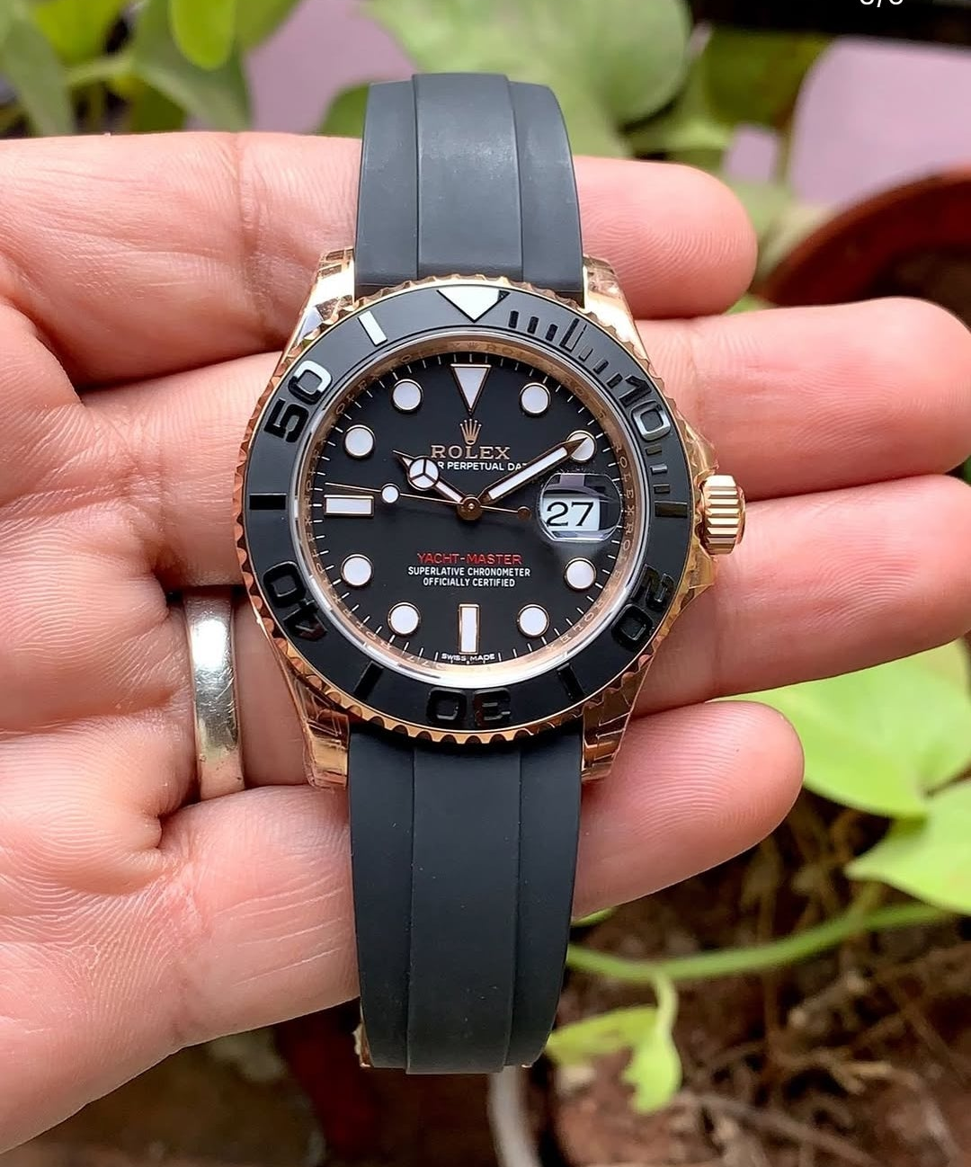 Rolex Cosmograph Daytona Black Analog Quartz Men's Watch